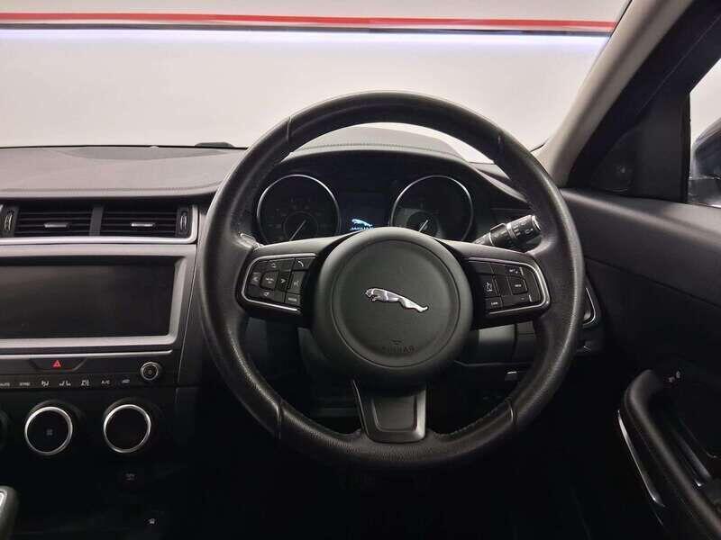 Used Jaguar E-Pace 2019 for sale - 76282940: Photo 9