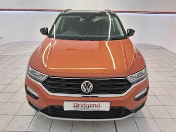 Used Volkswagen T-Roc 2020 for sale - 76138431: Photo 2