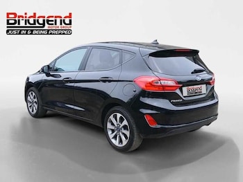 Used Ford Fiesta 2021 for sale - 78984003: Photo