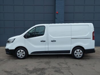Used Renault Trafic 2022 for sale - 77682533: Photo