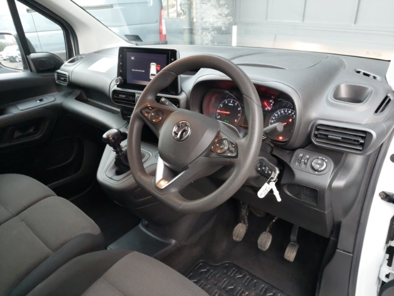 Used Vauxhall Combo 2022 for sale - 77385858: Photo 2