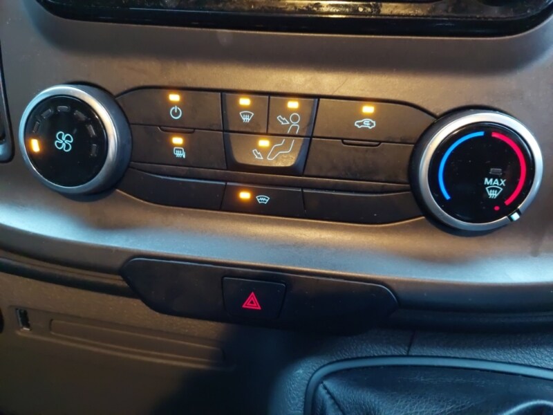 Used Ford Transit Custom 2022 for sale - 77669903: Photo 17