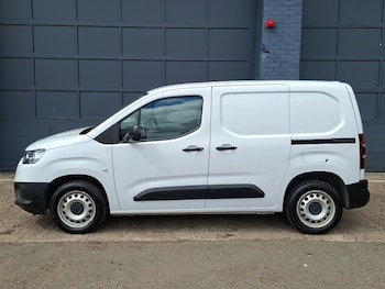 Used Toyota ProAce 2023 for sale - 79447884: Photo