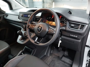 Used Renault Kangoo 2024 for sale - 77057072: Photo