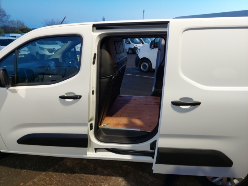 Used Peugeot Partner 2022 for sale - 76947366: Photo 13