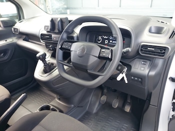 Used Citroen Berlingo 2024 for sale - 78848708: Photo