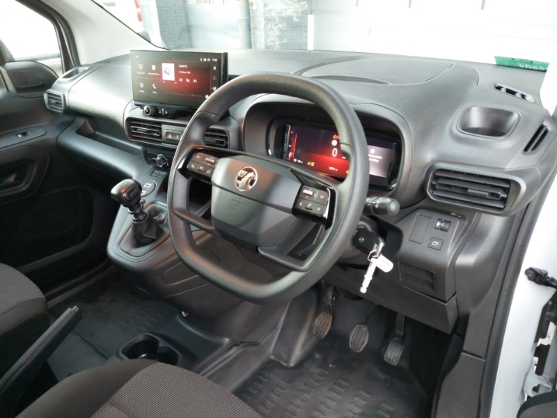 Used Vauxhall Combo 2024 for sale - 77736518: Photo 2
