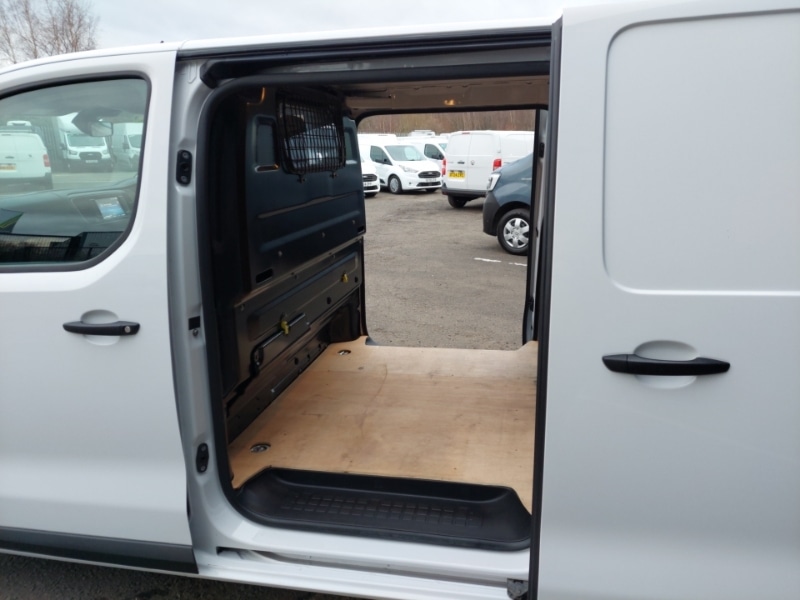 Used Toyota ProAce 2023 for sale - 77832381: Photo 13