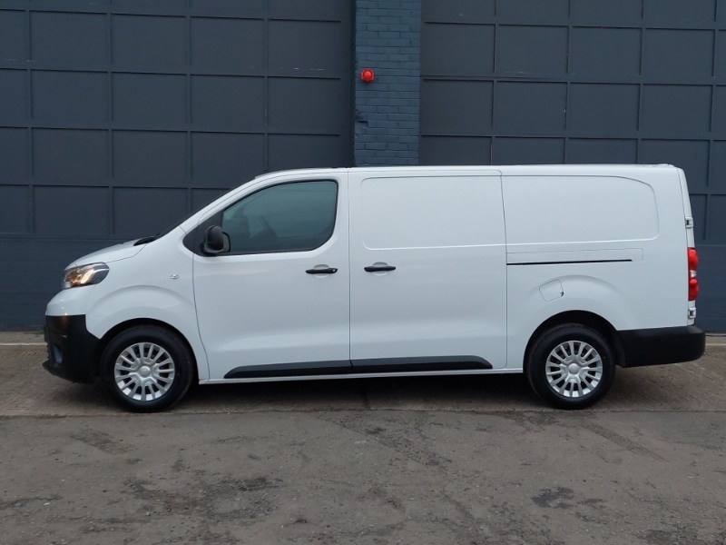 Used Toyota ProAce 2023 for sale - 77832381: Photo 4