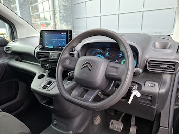 Used Citroen Berlingo 2023 for sale - 79573721: Photo