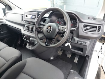 Used Renault Trafic 2023 for sale - 78156176: Photo