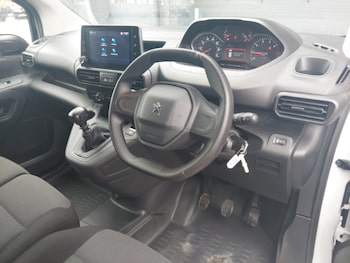 Used Peugeot Partner 2023 for sale - 79440262: Photo