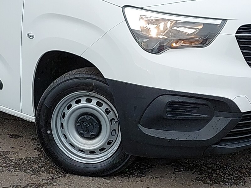 Used Vauxhall Combo 2022 for sale - 76325849: Photo 9