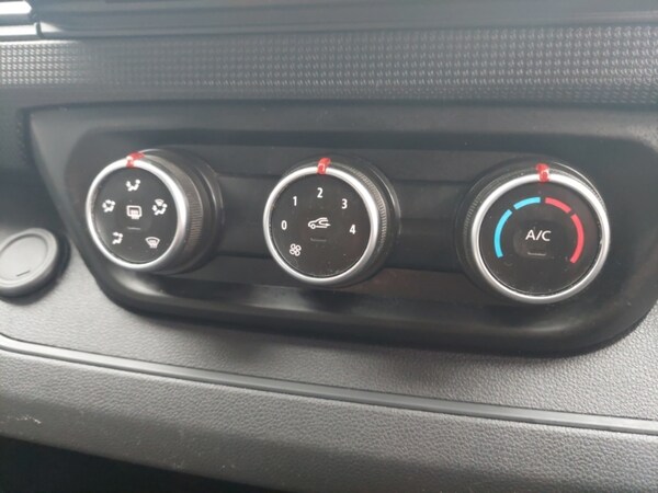 Used Renault Trafic 2022 for sale - 76188352: Photo 19