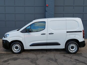 Used Citroen Berlingo 2024 for sale - 75988921: Photo