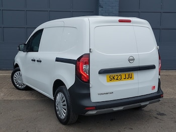 Used Nissan Other 2023 for sale - 79144226: Photo