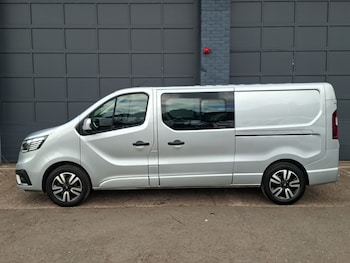 Used Renault Trafic 2024 for sale - 79383001: Photo
