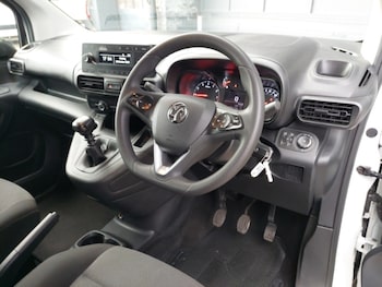 Used Vauxhall Combo 2022 for sale - 76864445: Photo