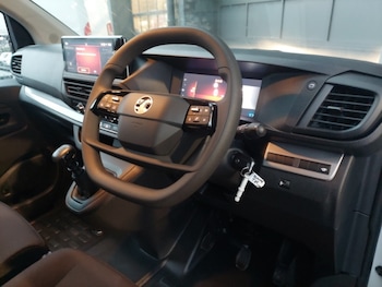 Used Vauxhall Vivaro 2024 for sale - 76779801: Photo