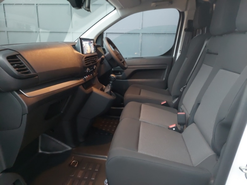 Used Vauxhall Vivaro 2024 for sale - 76779801: Photo 5