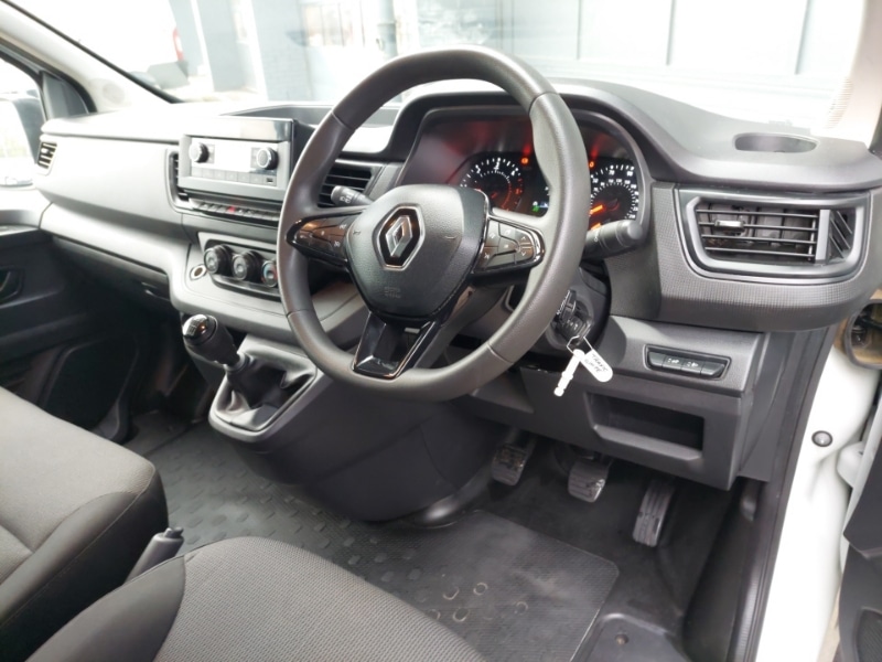 Used Renault Trafic 2022 for sale - 76325845: Photo 2