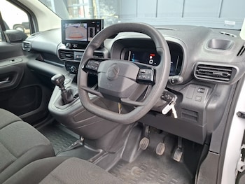 Used Citroen Berlingo 2025 for sale - 79517345: Photo
