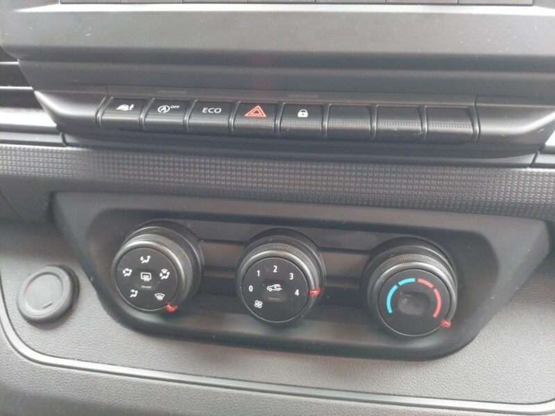 Used Renault Trafic 2023 for sale - 77702079: Photo 18