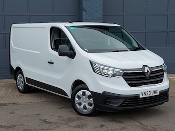 Renault Trafic feature image