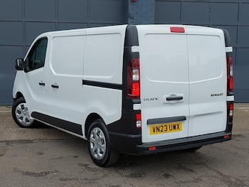 Used Renault Trafic 2023 for sale - 77702079: Photo