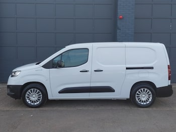 Used Toyota ProAce 2023 for sale - 79180461: Photo
