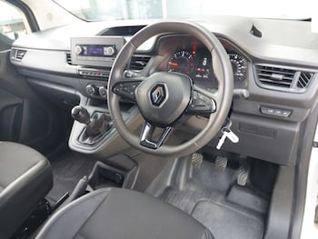 Used Renault Kangoo 2024 for sale - 79011454: Photo