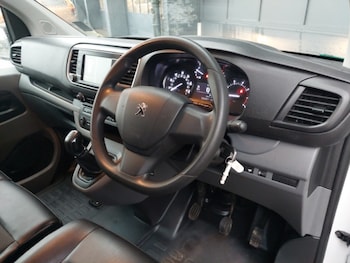 Used Peugeot Expert 2018 for sale - 77536815: Photo