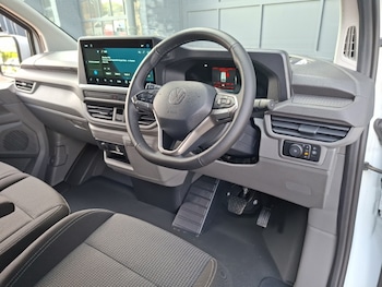 Used Volkswagen Transporter 2025 for sale - 79452332: Photo