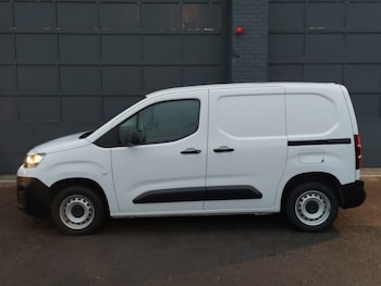 Used Citroen Berlingo 2024 for sale - 77154769: Photo