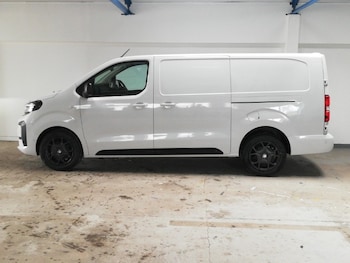 Used Vauxhall Vivaro 2024 for sale - 75369097: Photo