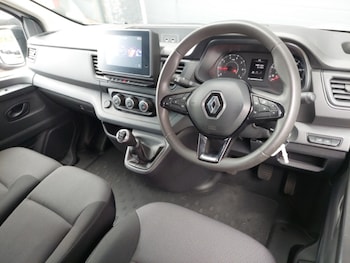 Used Renault Trafic 2023 for sale - 78889908: Photo