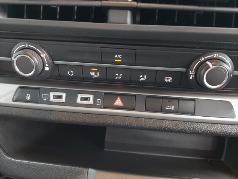 Used Vauxhall Vivaro 2024 for sale - 77702078: Photo 17