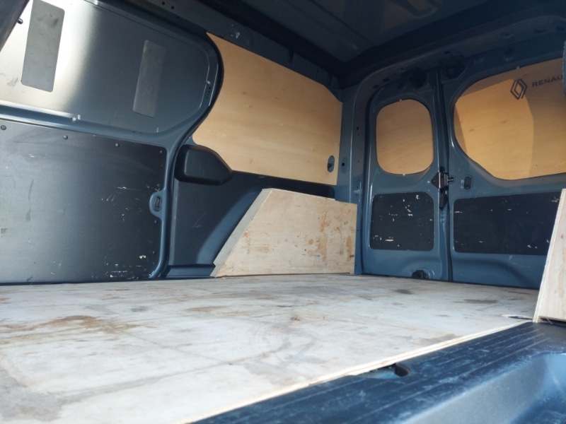 Used Renault Kangoo 2024 for sale - 76683785: Photo 6