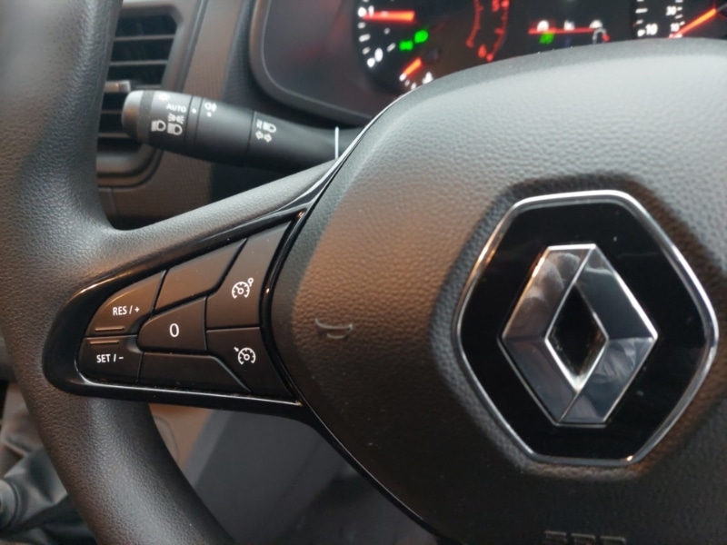 Used Renault Trafic 2022 for sale - 77343268: Photo 15