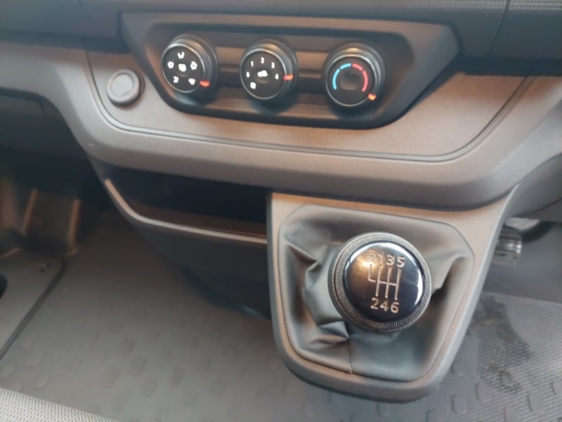 Used Renault Trafic 2022 for sale - 77343268: Photo 18