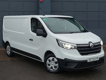 Renault Trafic feature image