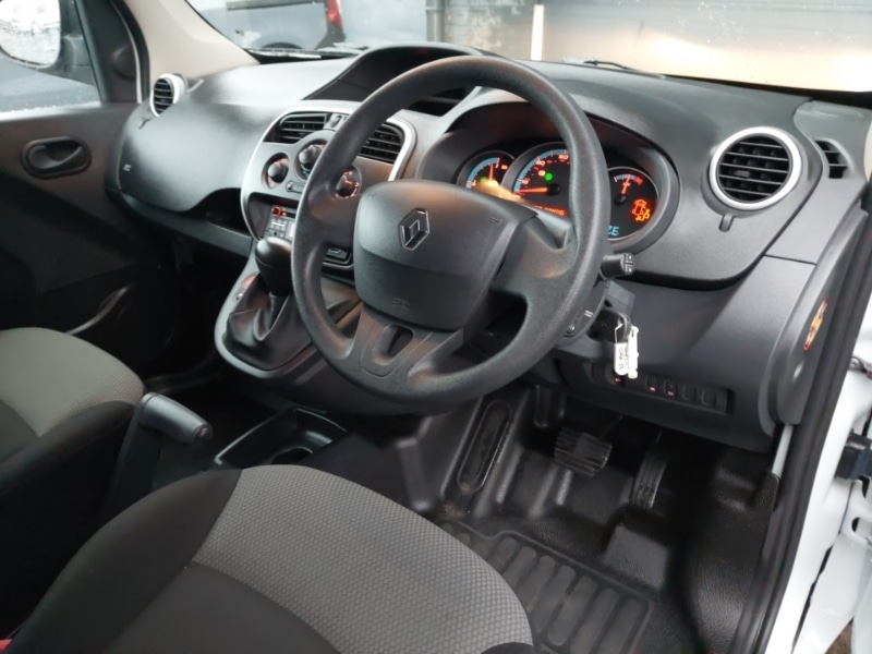 Used Renault Kangoo 2020 for sale - 76639160: Photo 2