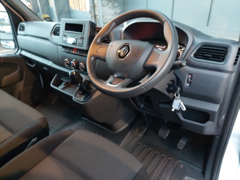 Used Renault Master 2023 for sale - 76864441: Photo 2