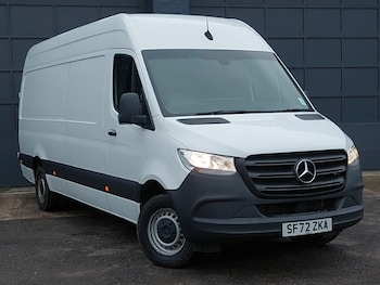 Mercedes-Benz Sprinter feature image