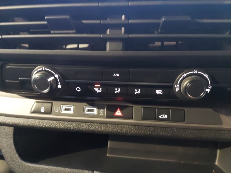 Used Vauxhall Vivaro 2024 for sale - 76779796: Photo 18