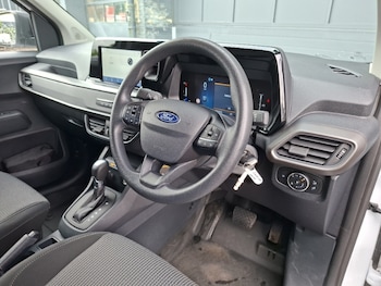 Used Ford Transit Courier 2024 for sale - 79550089: Photo