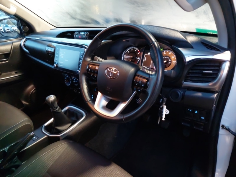 Used Toyota Hilux 2022 for sale - 77130101: Photo 2