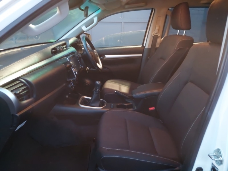 Used Toyota Hilux 2022 for sale - 77130101: Photo 5