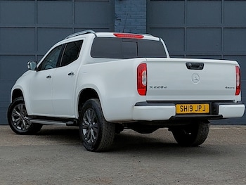 Used Mercedes-Benz X-Class 2019 for sale - 75429218: Photo