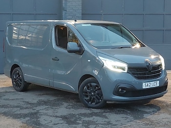 Renault Trafic feature image